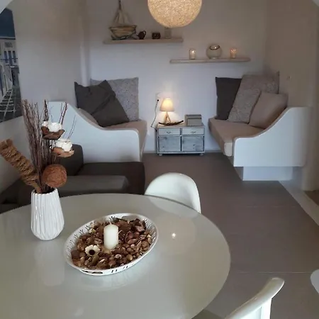 Helen House-Minimal Perfection